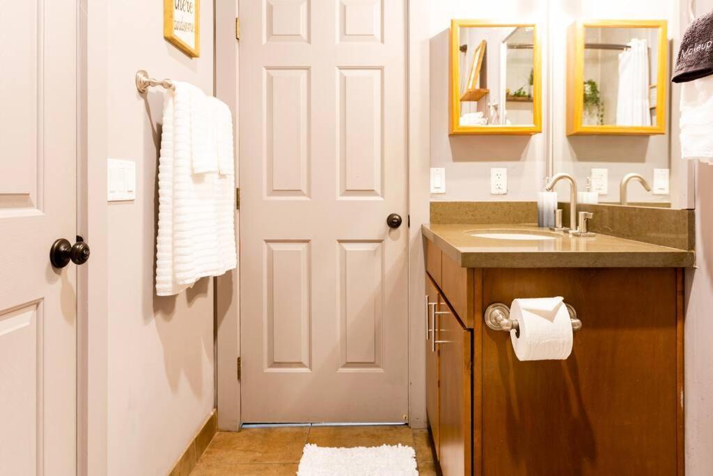 2Br Home W Parking Downtown Charm In Full Bloom! Τούσον Εξωτερικό φωτογραφία